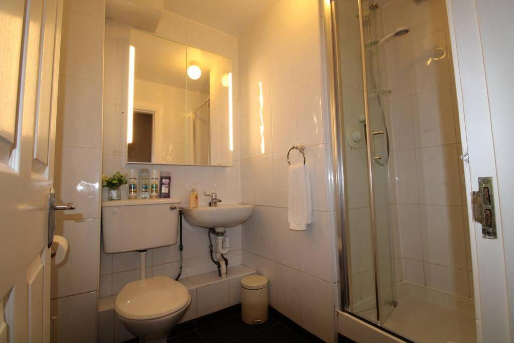 Large 3 Bed, Galway City Centre Leilighet Eksteriør bilde