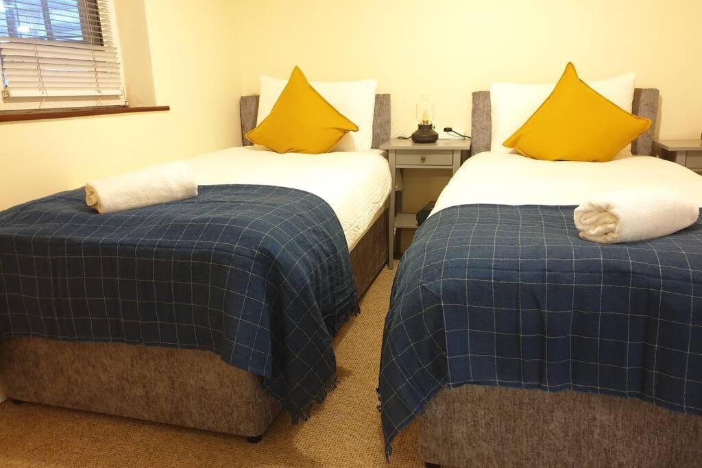 Large 3 Bed, Galway City Centre Leilighet Eksteriør bilde